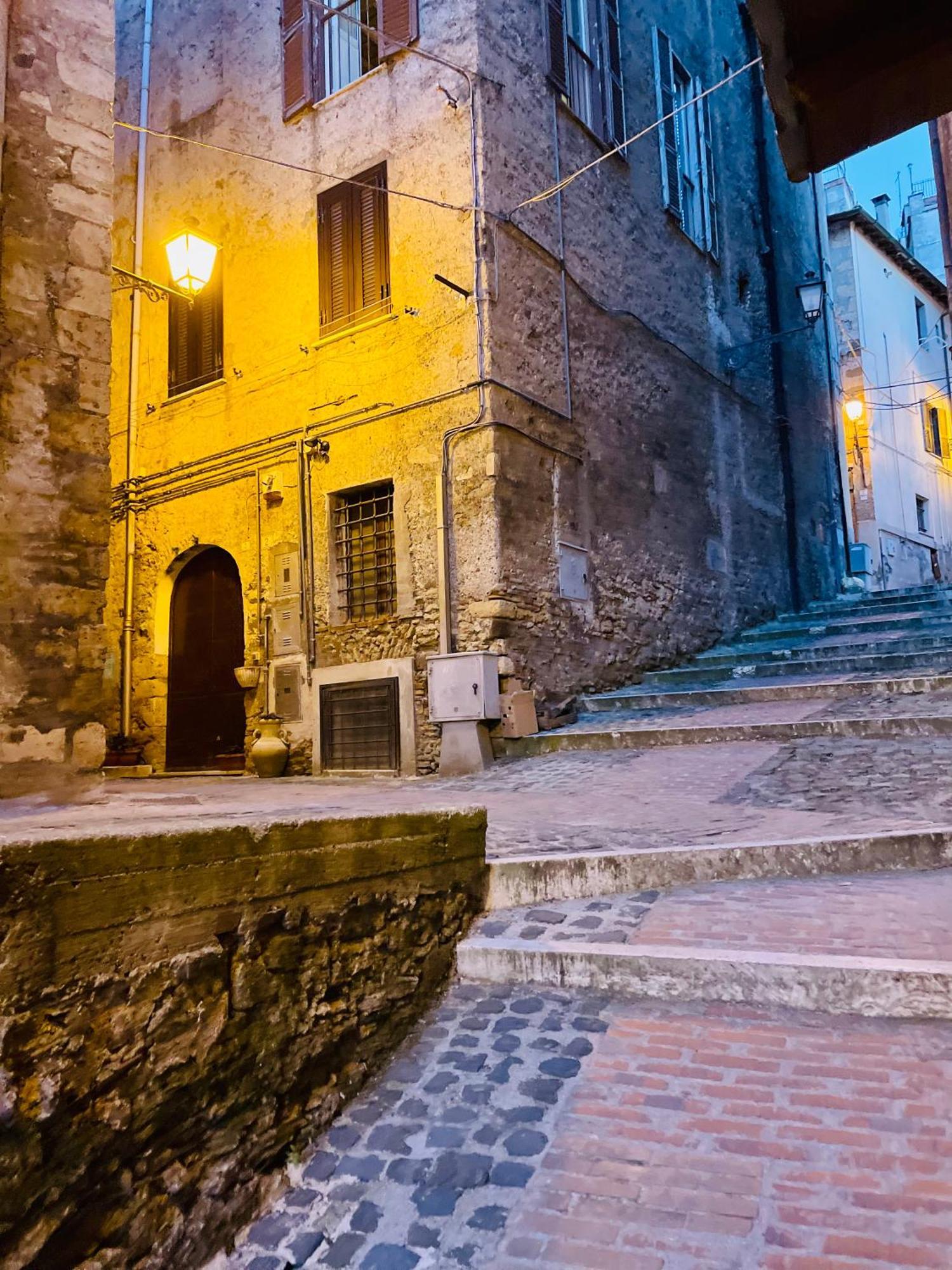 La Casa Del Borgo Anagni Exterior foto